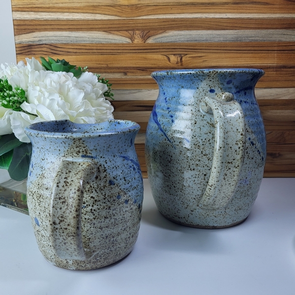 Set of 2 Pottery Jugs / Pitchers, Blue and Grey with Brown flecks. - Picture 9 of 10